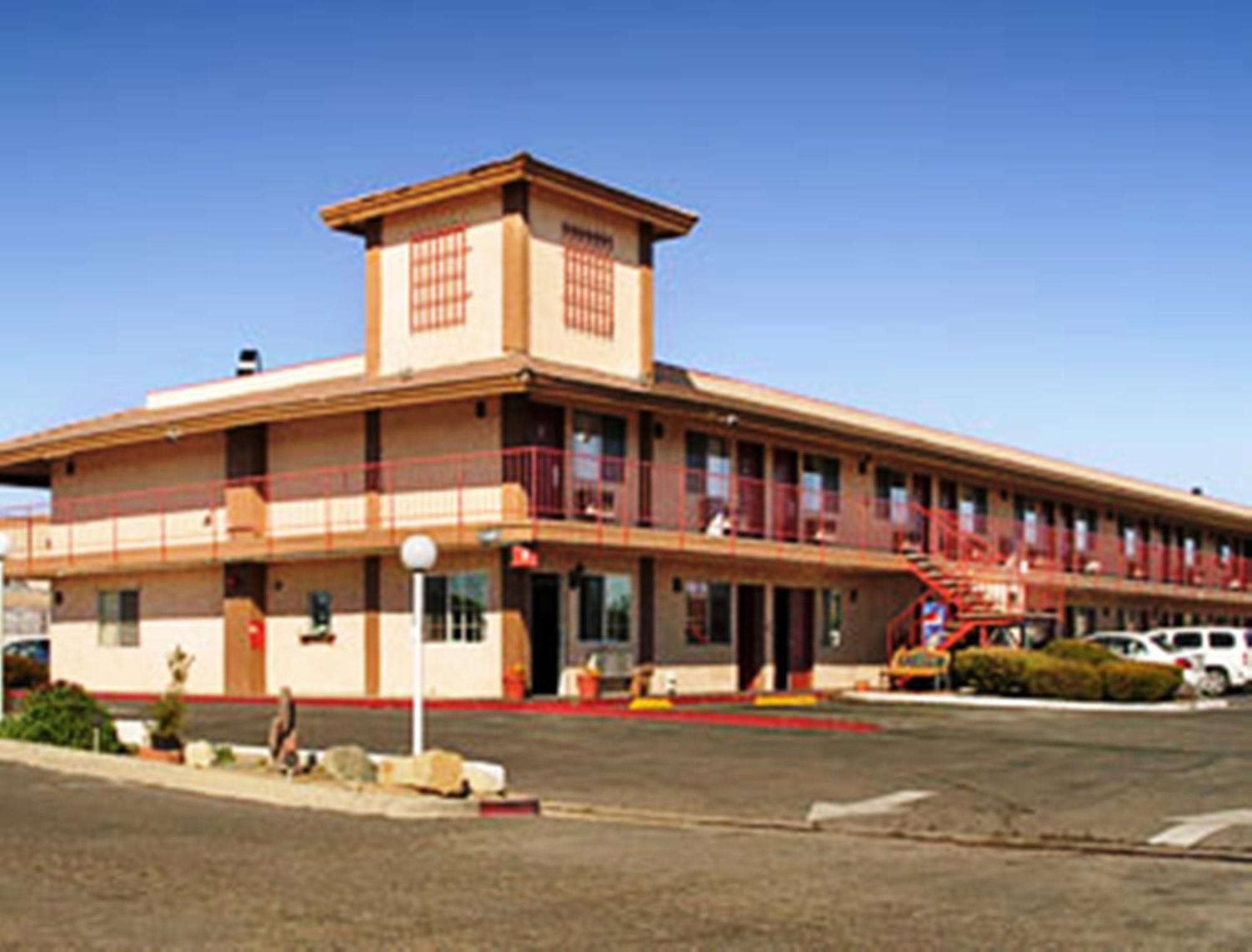 Park Avenue Inn & Suites Victorville Exterior photo